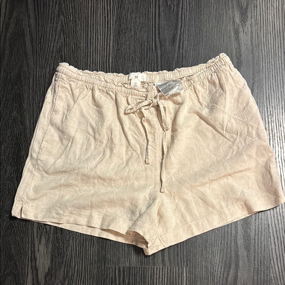 NWT🍍H&M drawstring linen blend shorts🍍pockets🍍SZ L🍍3” inseam🍍